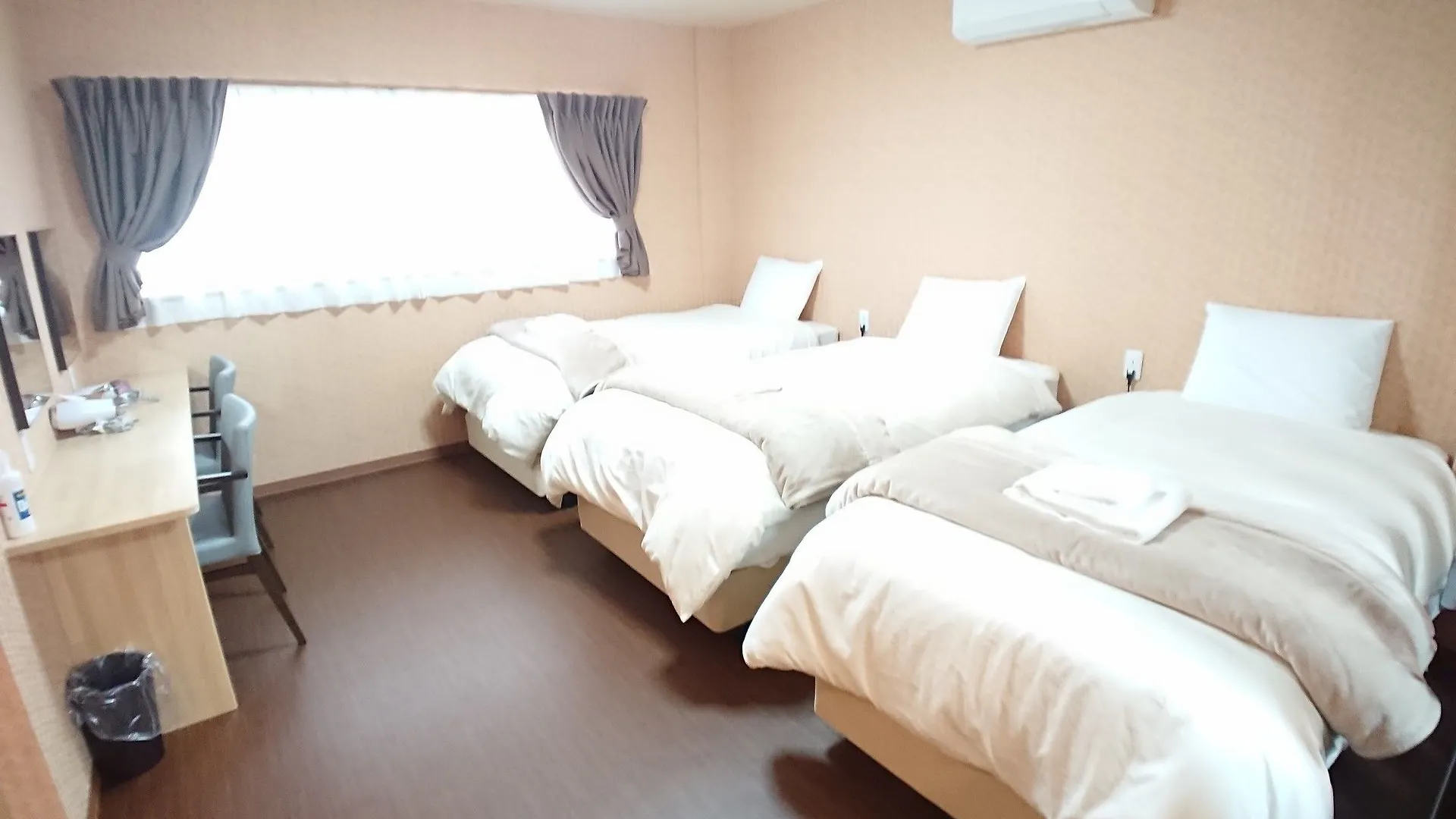 Port House Apartment Osaka