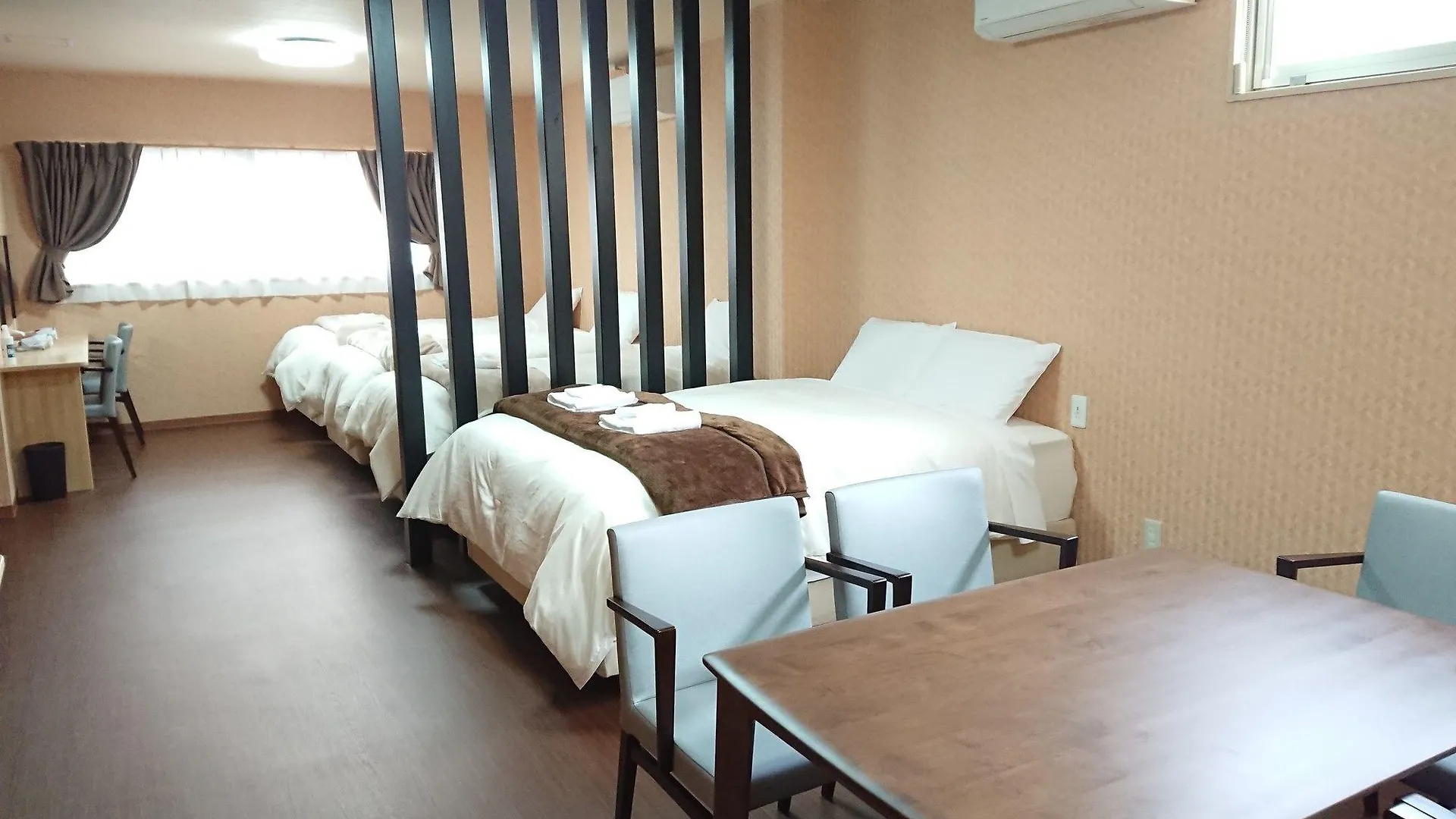 Port House Apartment Osaka